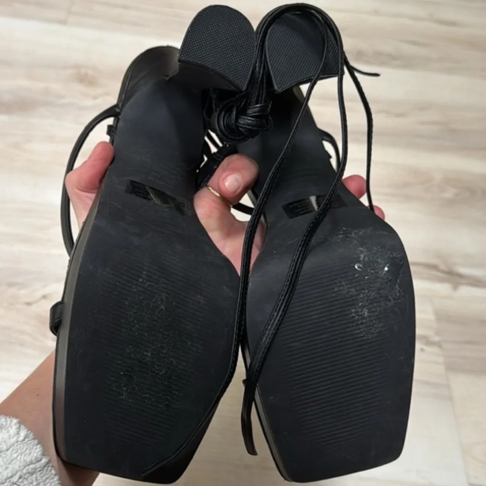 BP Netta Platform Heels Black Lace Up Sandals Square Toe Y2K Minimalist Size 11